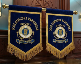 T FLAG NAVY