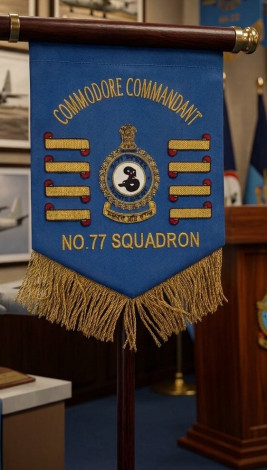 T FLAG COMMODORE COMMANDANT NO.77  SQUADRON